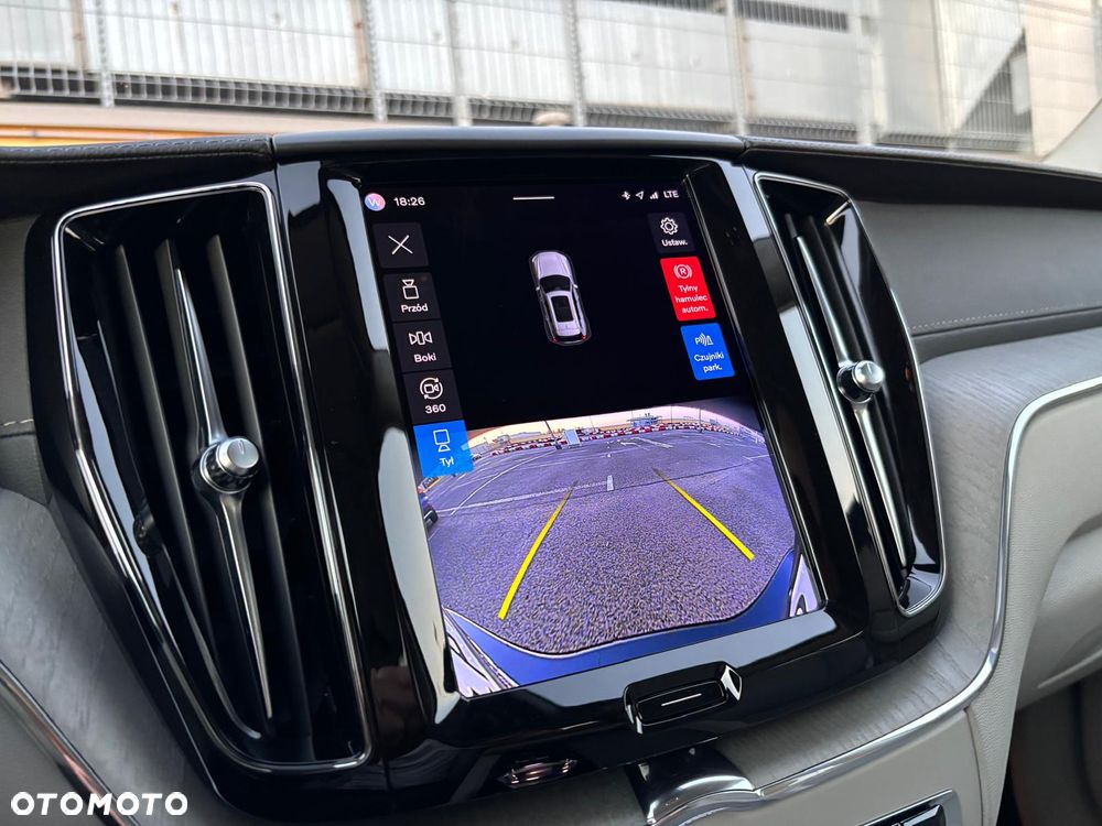Volvo XC 60 T6 AWD Recharge Plus Bright - 31