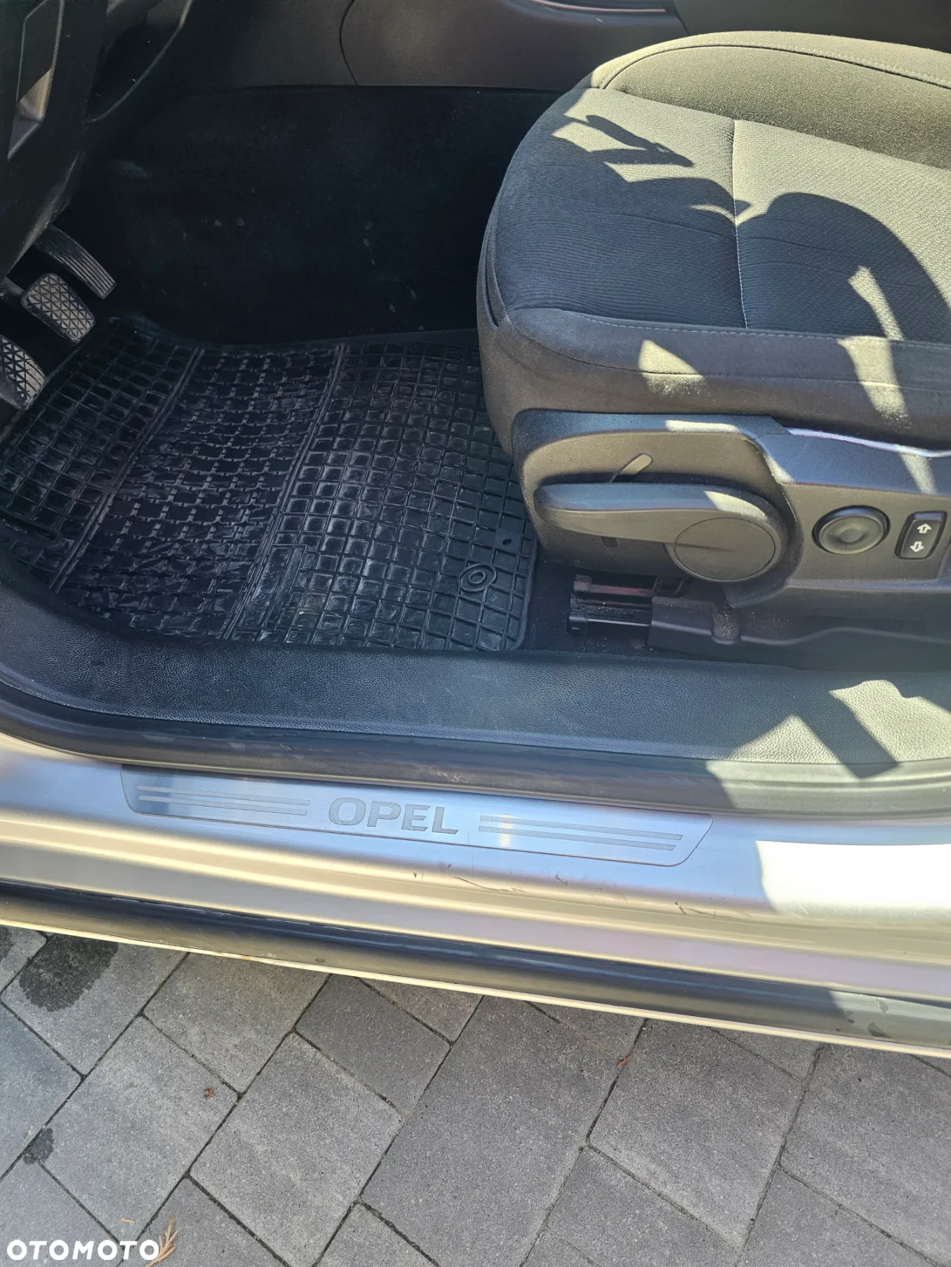 Opel Insignia - 17