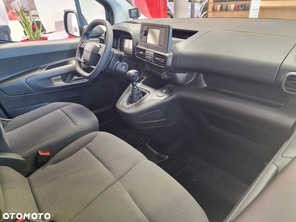 Toyota Proace City - 14