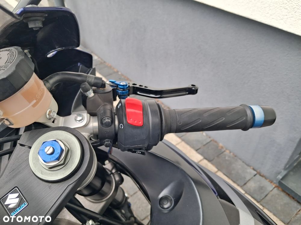 Suzuki GSX-R - 11