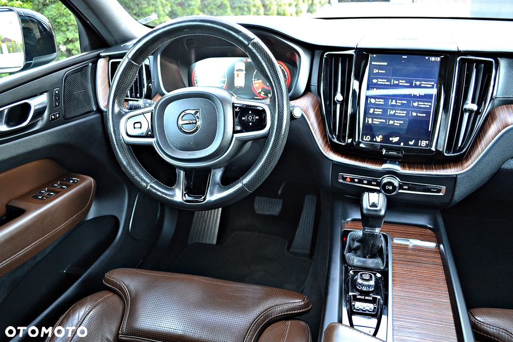 Volvo XC 60 D4 AWD Geartronic Inscription - 37