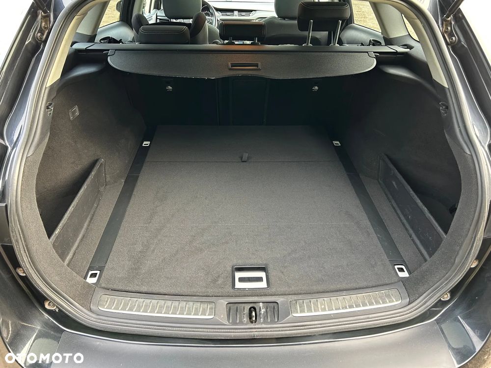 Toyota Avensis 2.0 D-4D Prestige - 14