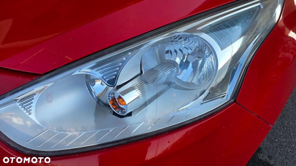 Ford B-MAX 1.6 TDCi SYNC Edition - 11