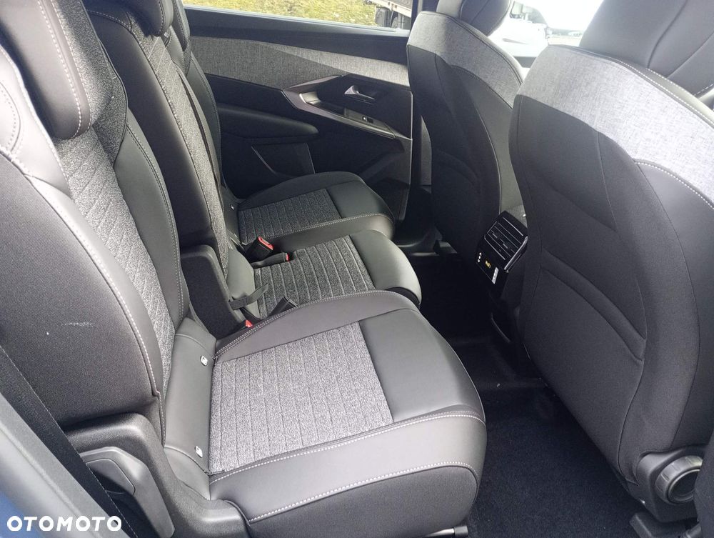 Peugeot 5008 1.2 PureTech mHEV Allure S&S e-DCS6 - 10