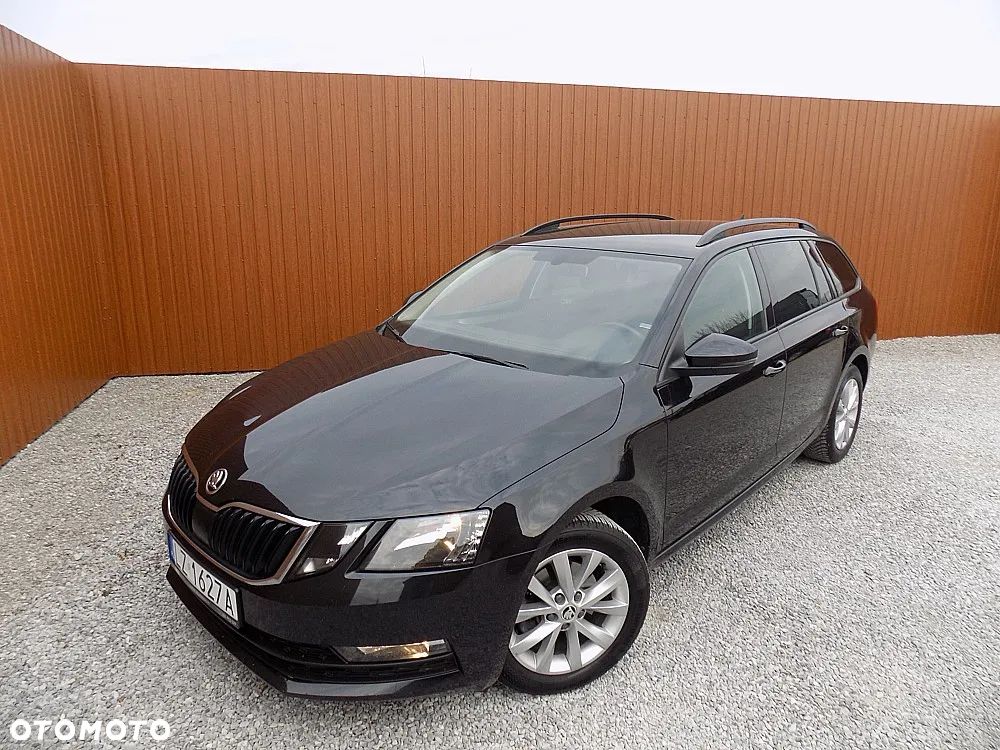 Skoda Octavia Combi 1.5 TSI e-TEC DSG Sportline - 2