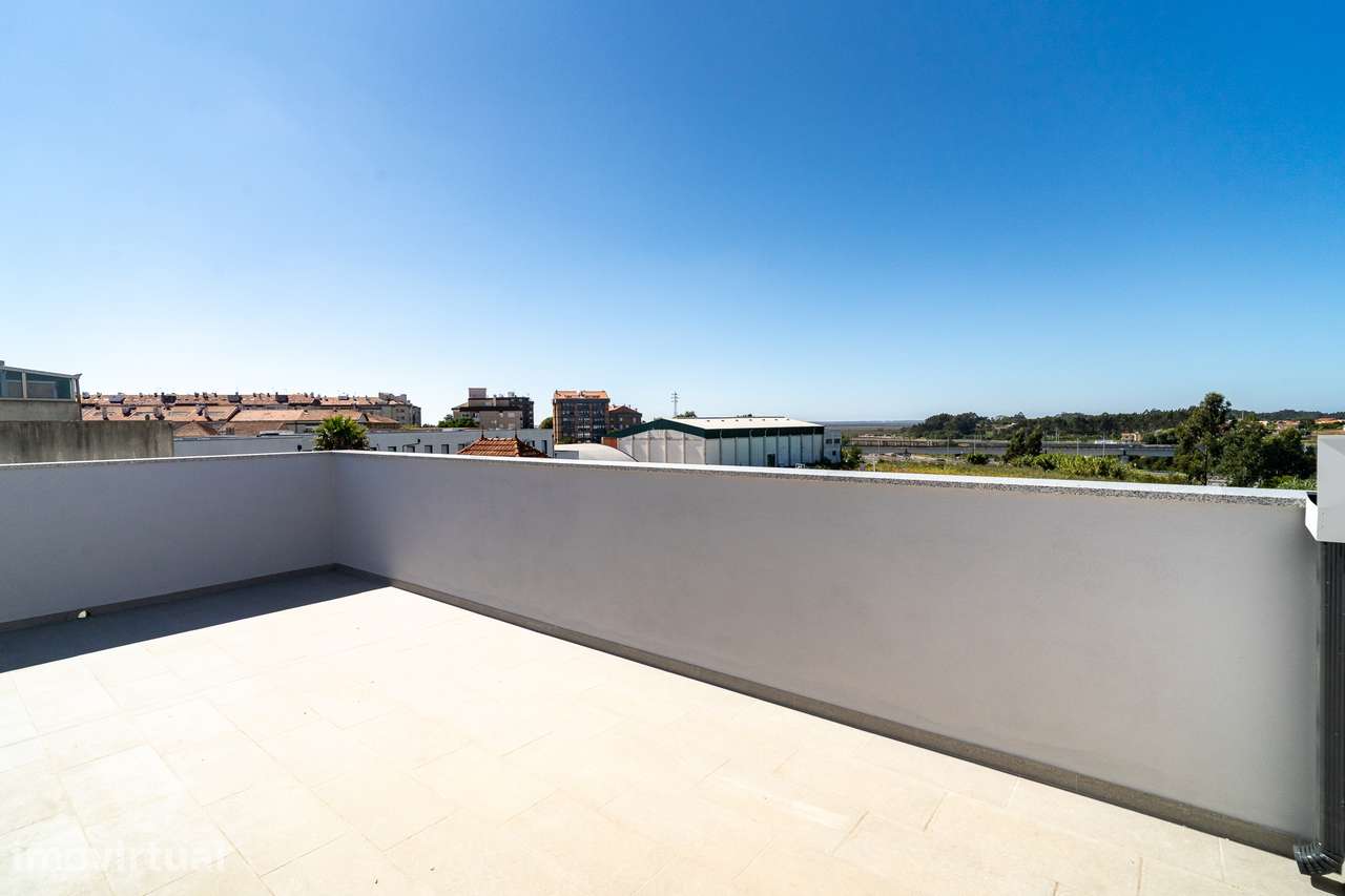 Apartamento T2 Duplex Novo, com Terraço, 2 Suites, Estacionamento, em - Grande imagem: 5/34