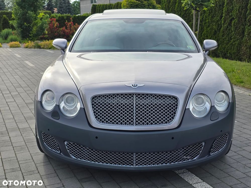Bentley Flying Spur - 2