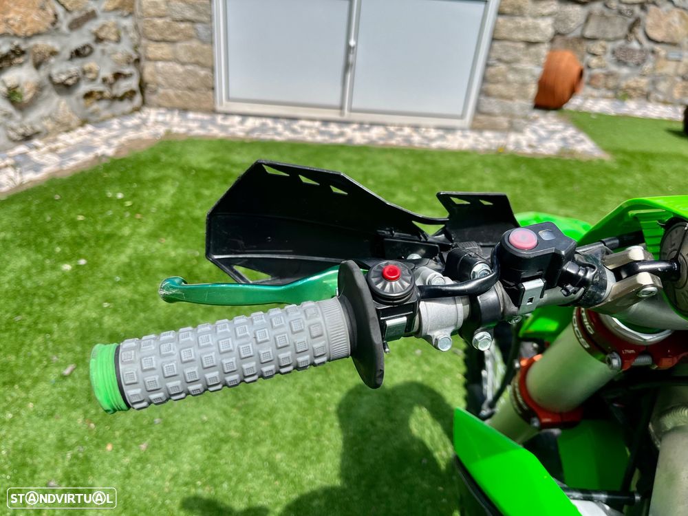 Kawasaki KX 250 F - 14