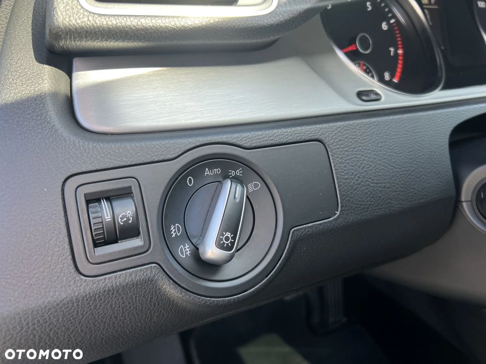 Volkswagen CC - 24