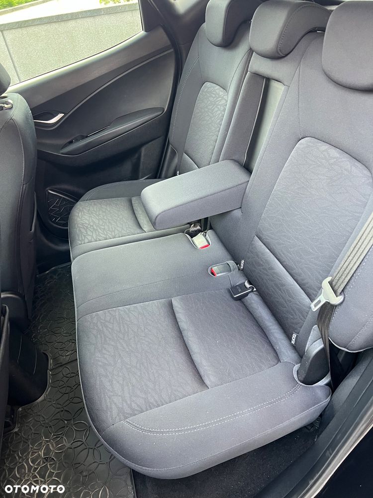 Hyundai ix20 1.6 CRDi blue Passion - 27