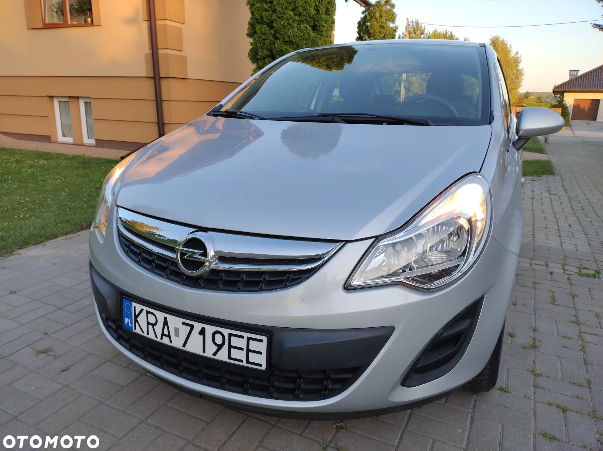 Opel Corsa 1.2 16V Enjoy - 18