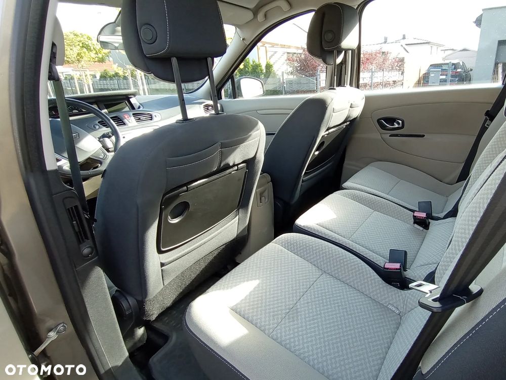 Renault Scenic - 9