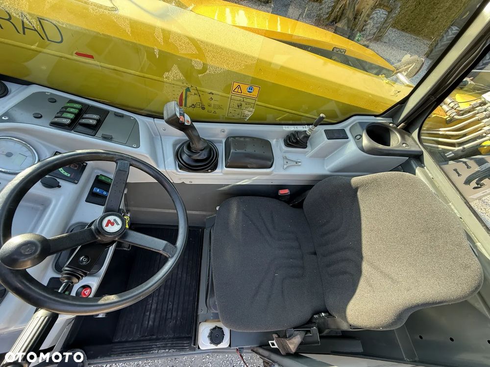 Kramer Kramer 2506 TELESKOP / PIĘKNA / MAŁE GABARYTY / ZADBANA / SPROWADZONA Z NIEMIEC / BARDZO ZWROTNA I STABILNA / ORYGINAŁ / BEZ DPF I ADBLUE / KL 27T 30.8 627 1245 525-60 - 32
