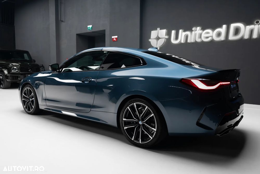 BMW M4 M440i xDrive - 12