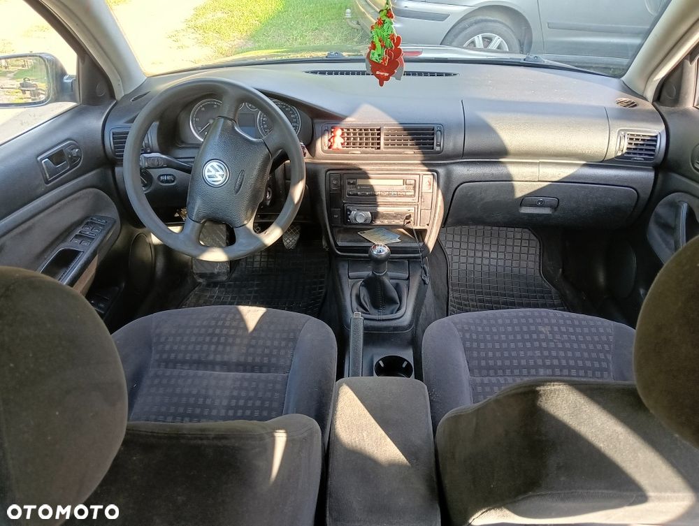 Volkswagen Passat - 7