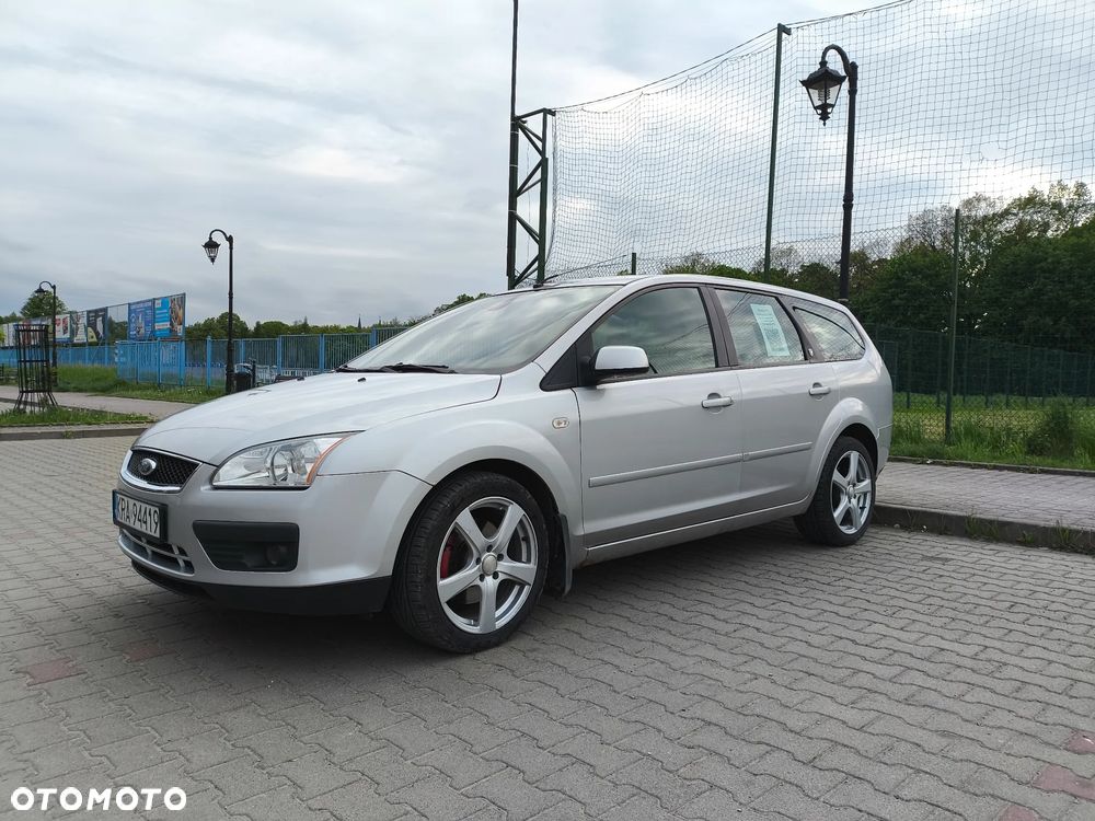 Ford Focus 2.0 TDCi DPF Ghia - 1