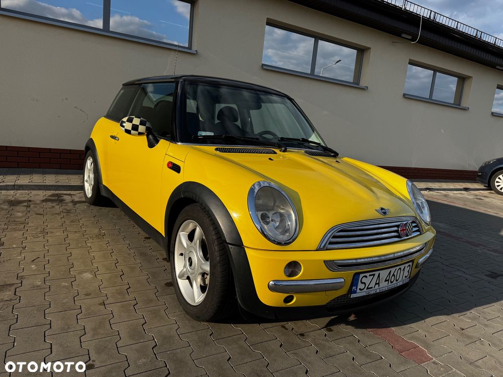 MINI Cooper Standard - 2