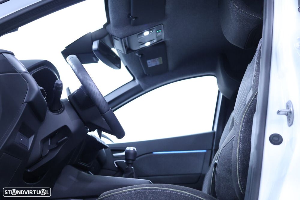 Renault Captur - 28