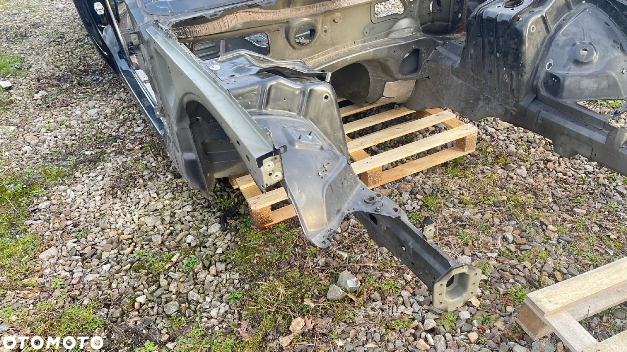 U2 DODGE CHALLENGER 15- ĆWIARTKA PRAWA PRZÓD PODŁUŻNICA KIELICH PX8 - 2