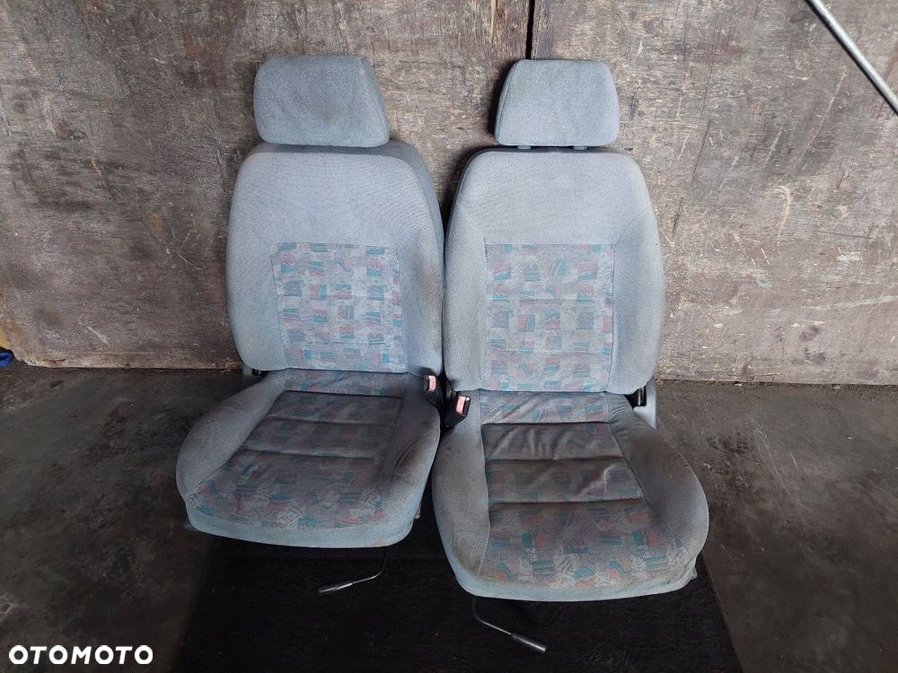 FOTEL LEWY PRZÓD + PRAWY PRZÓD KIEROWCY PASAŻERA DAEWOO LANOS I HB 5D - 1