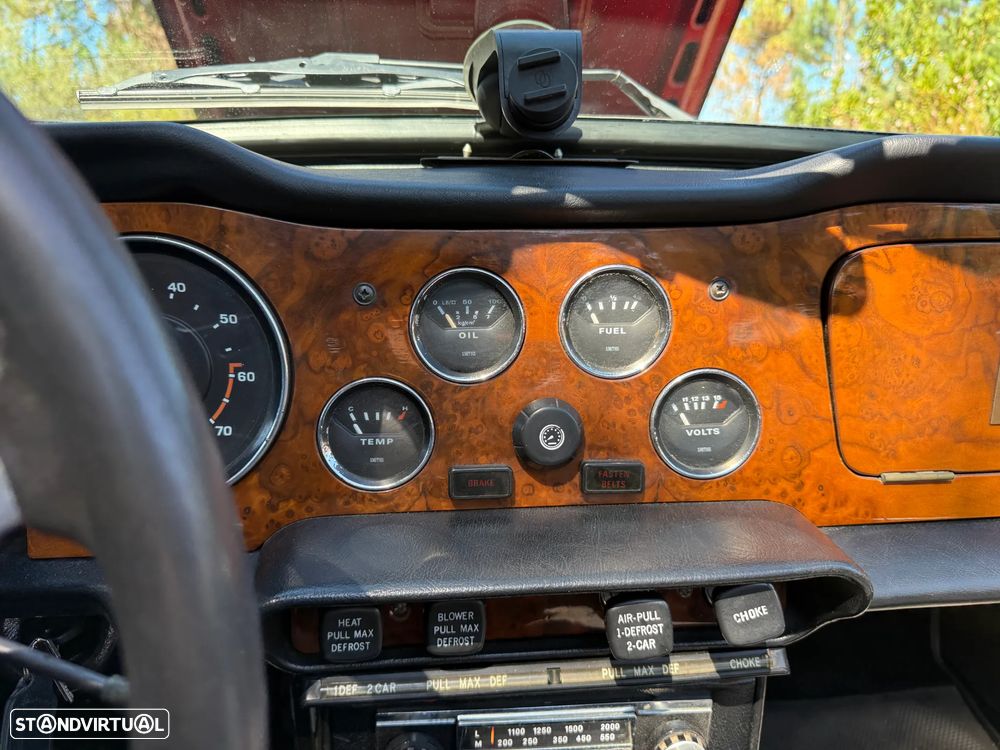 Triumph TR6 - 11