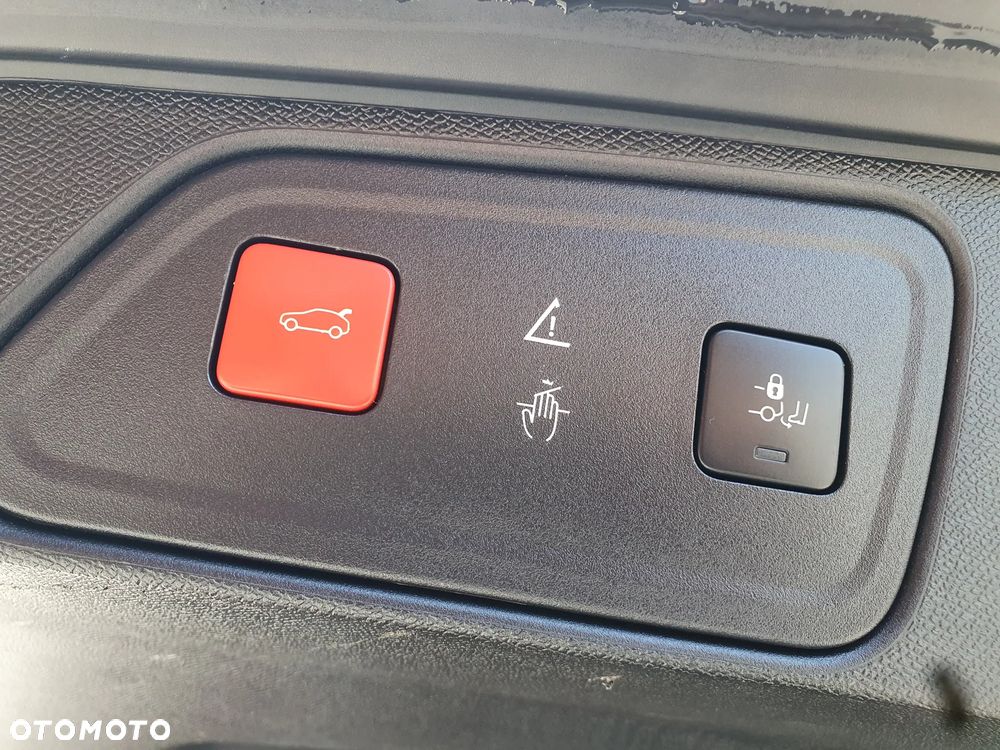 Peugeot 3008 HDi 150 Allure - 24