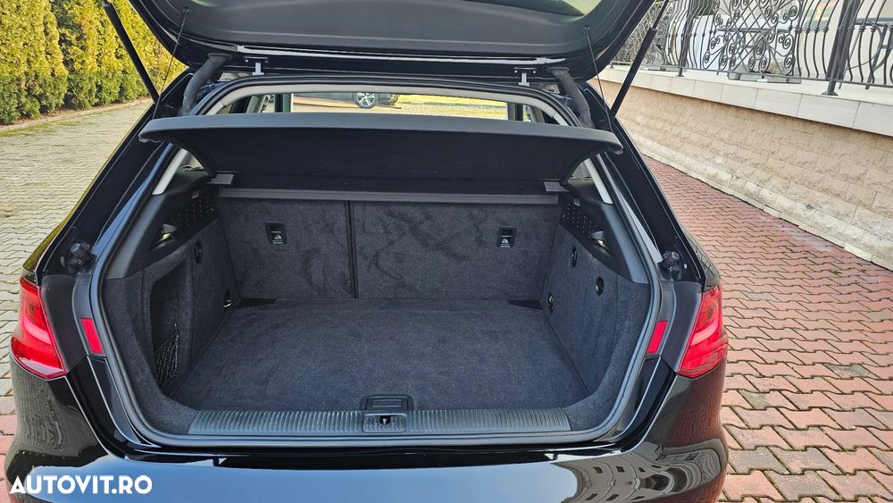 Audi A3 1.6 TDI ack S tronic S line Sportpaket - 22