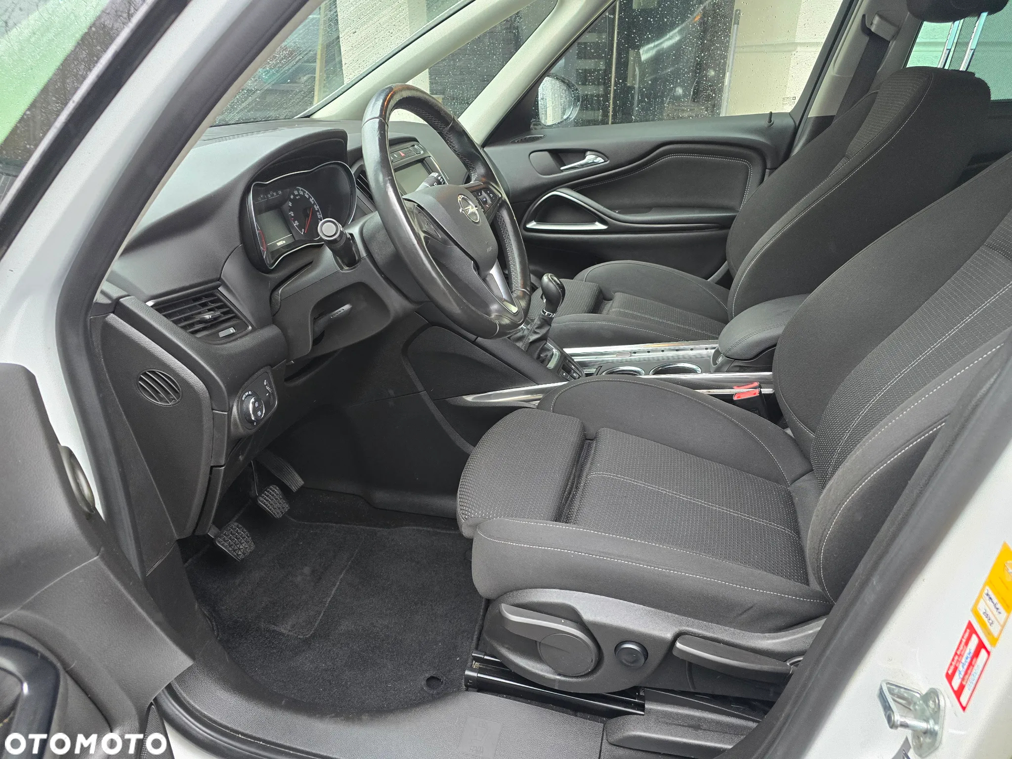 Opel Zafira - 19