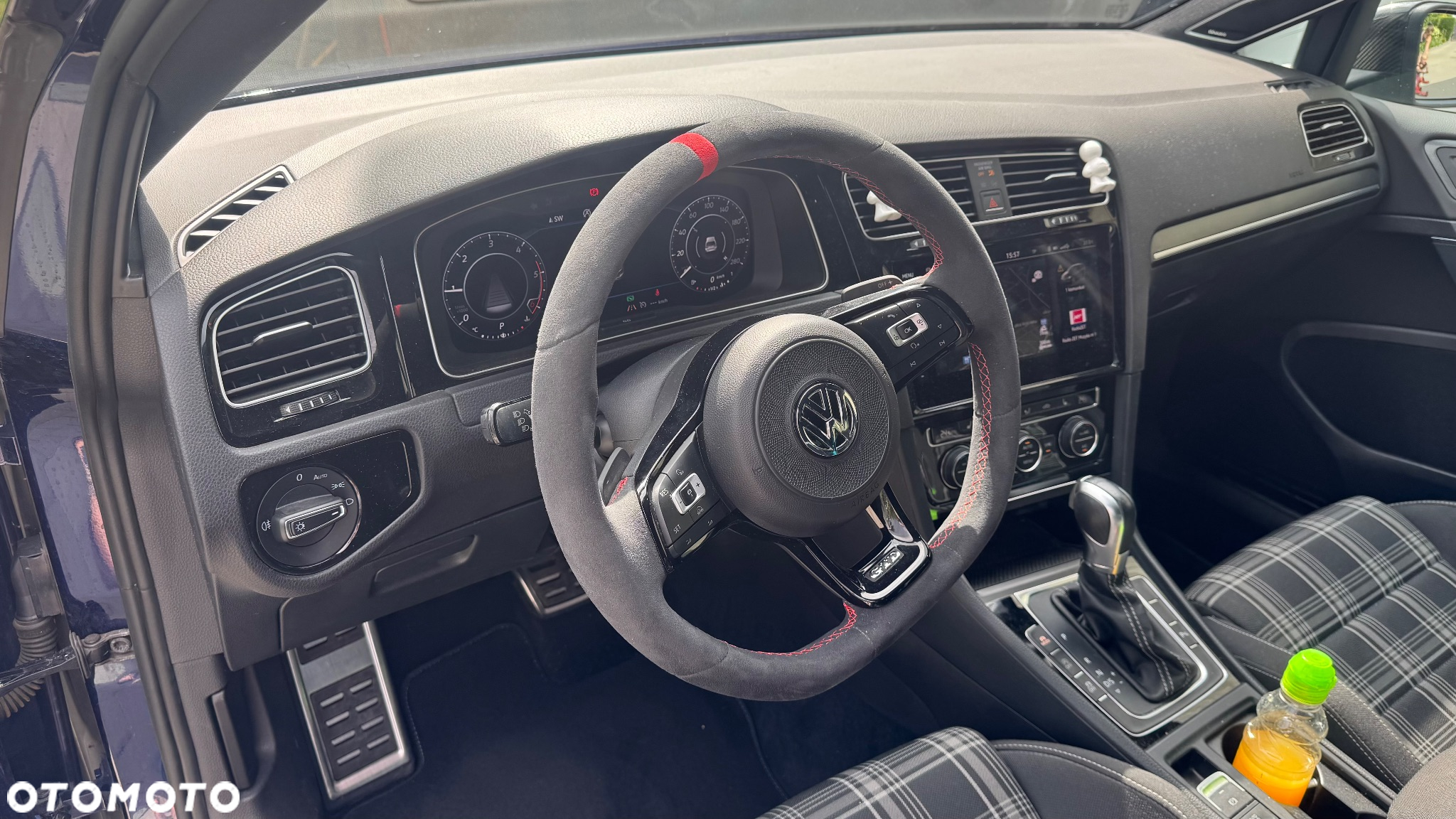 Volkswagen Golf GTD 2.0 TDI SCR DSG - 5