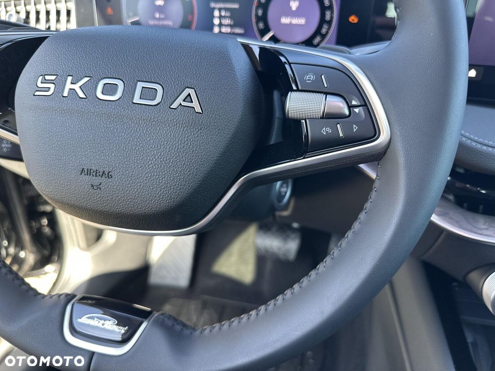Skoda Superb 2.0 TSI 4x4 L&K DSG - 24