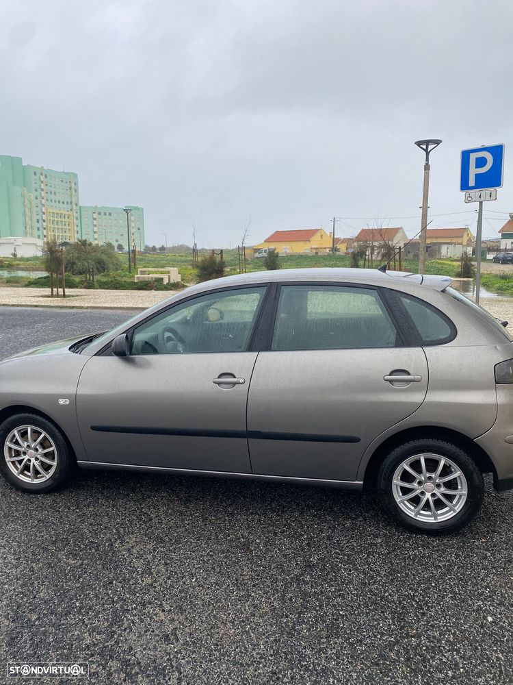 SEAT Ibiza 1.2 12V Signo - 4