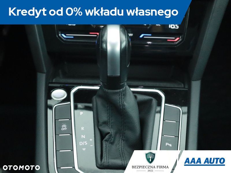 Volkswagen Passat Variant - 14
