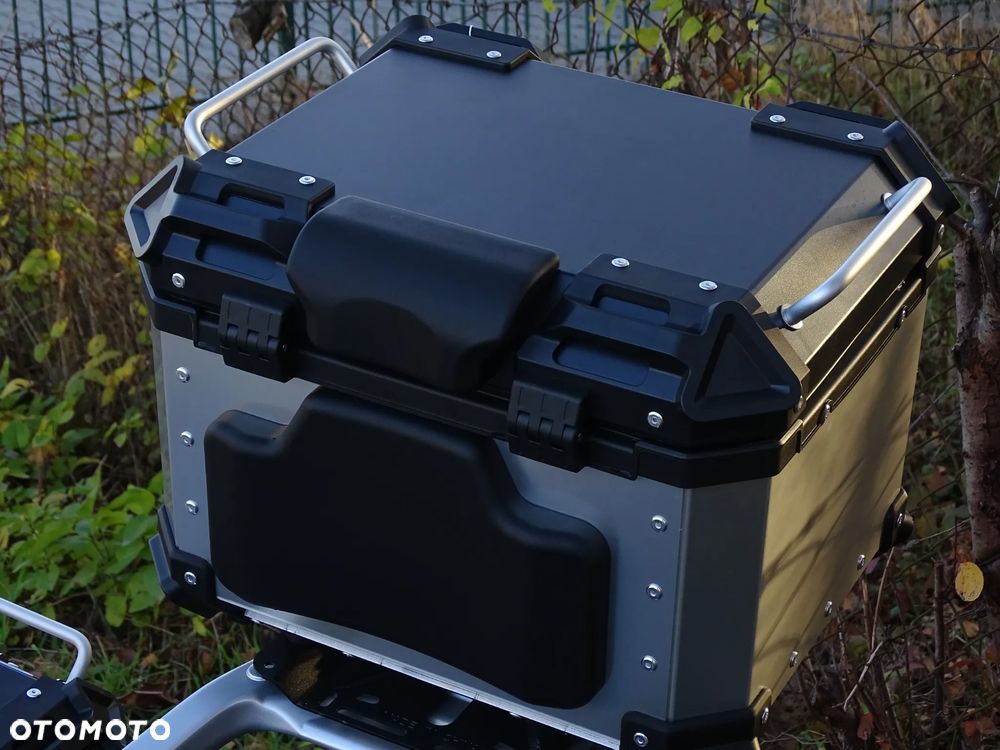 QJMOTOR SVT 650X - 19