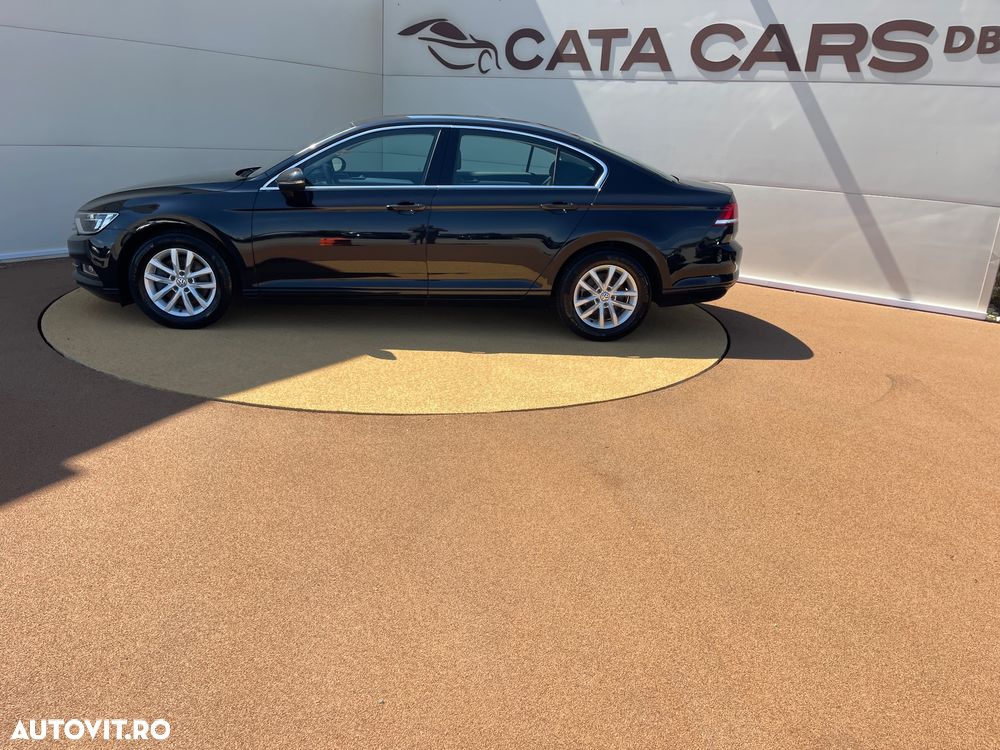 Volkswagen Passat 2.0 TDI SCR Comfortline - 8