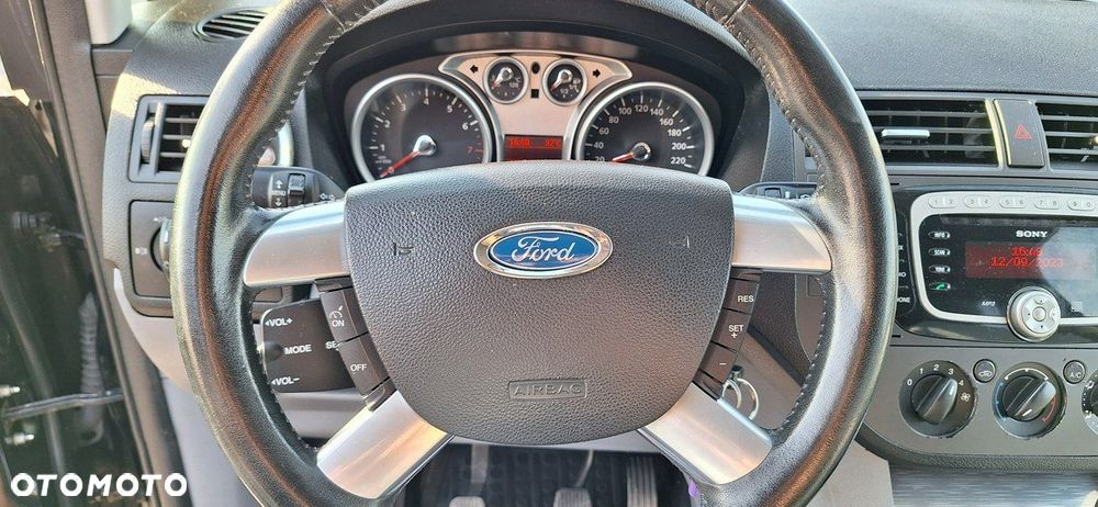 Ford C-MAX - 14