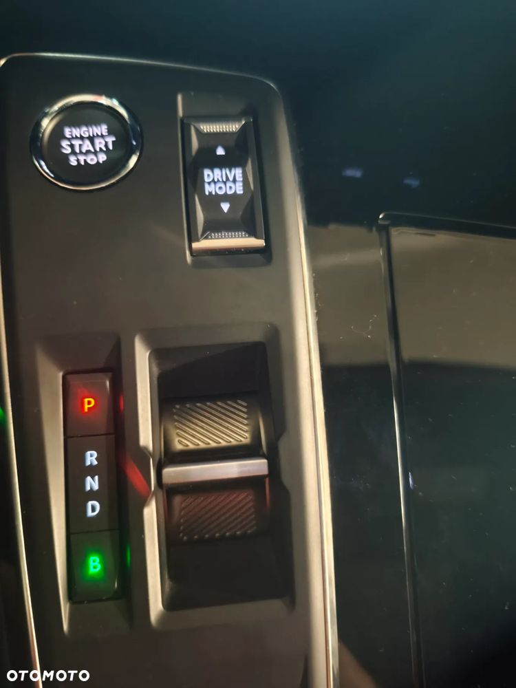 Peugeot 508 SW PureTech PHEV 225 Allure S&S e-EAT8 - 11