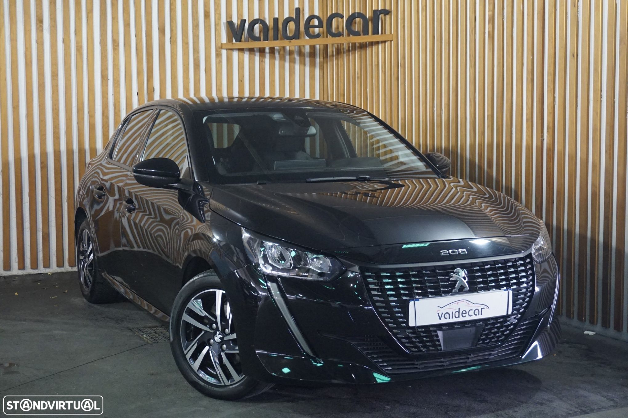 Peugeot 208 1.2 PureTech Allure - 1