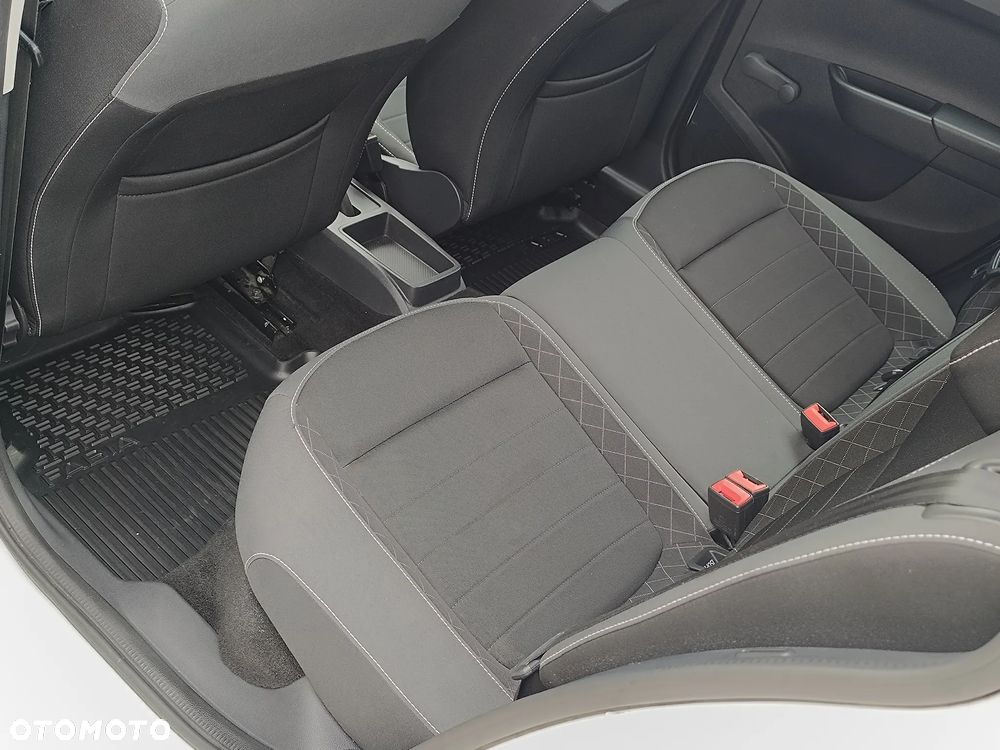 Skoda Fabia 1.0 TSI Ambition - 11