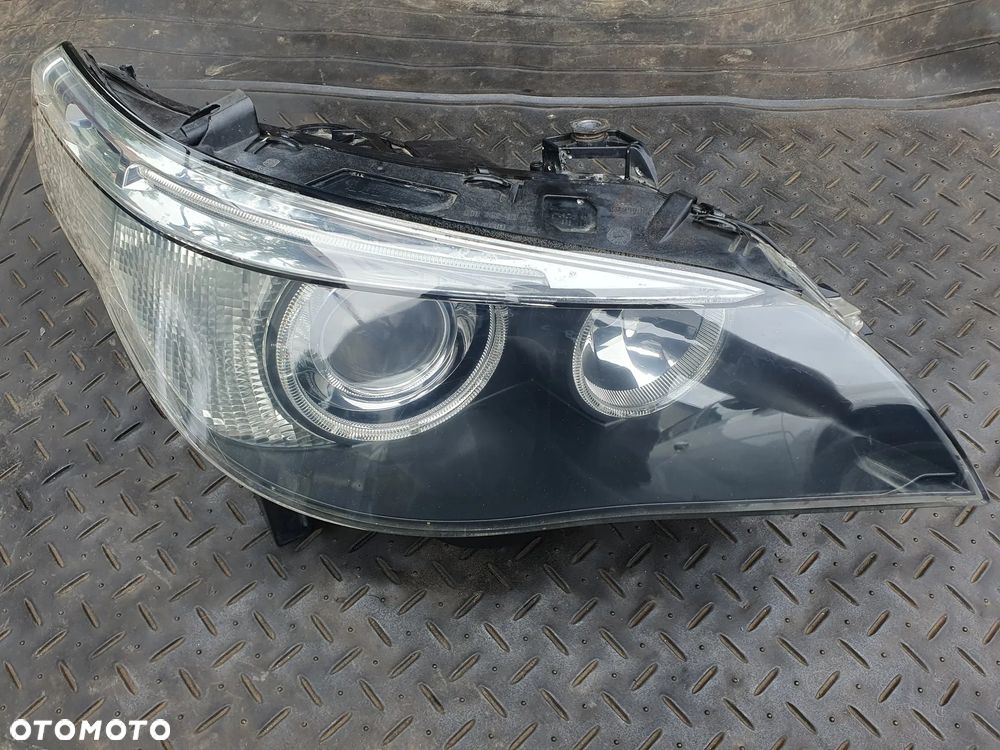 BMW 5 E60 E61 REFLEKTOR LAMPA XENON PRAWA PRZEDNIA PRAWY PRZÓD HELLA 162396 158762-00 RE 159332-00 - 1