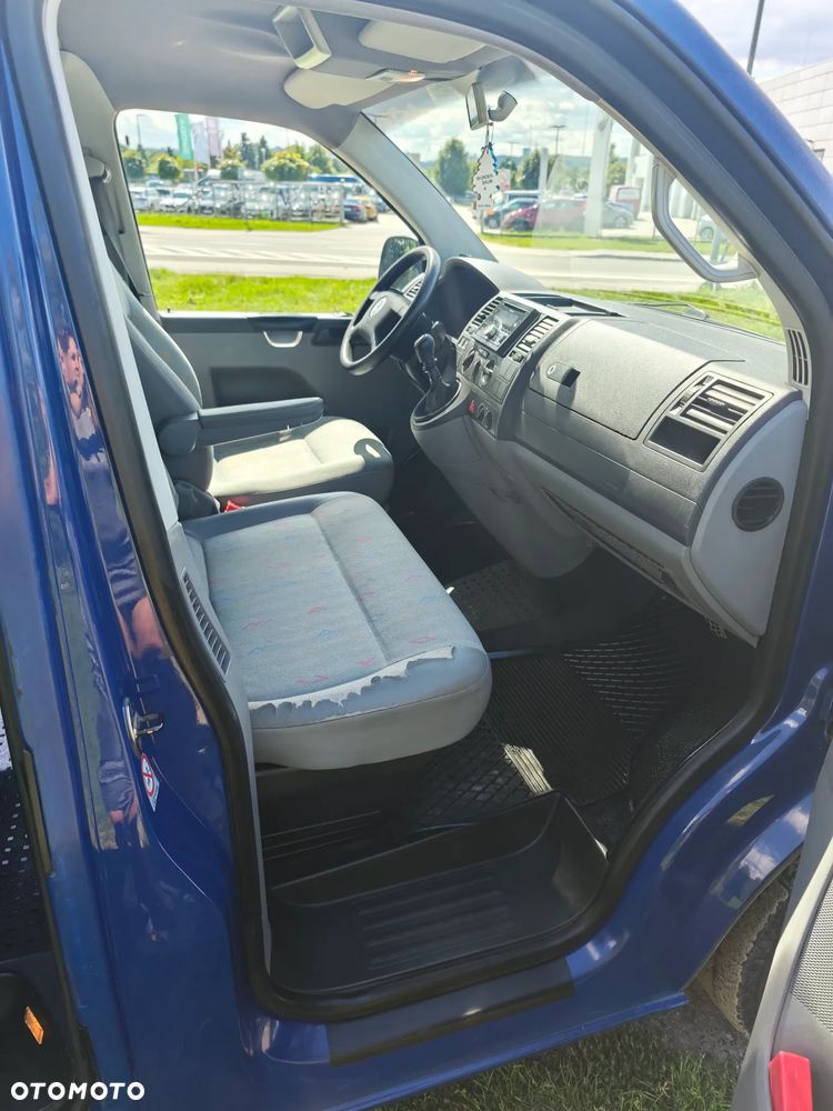 Volkswagen Transporter T5 - 21