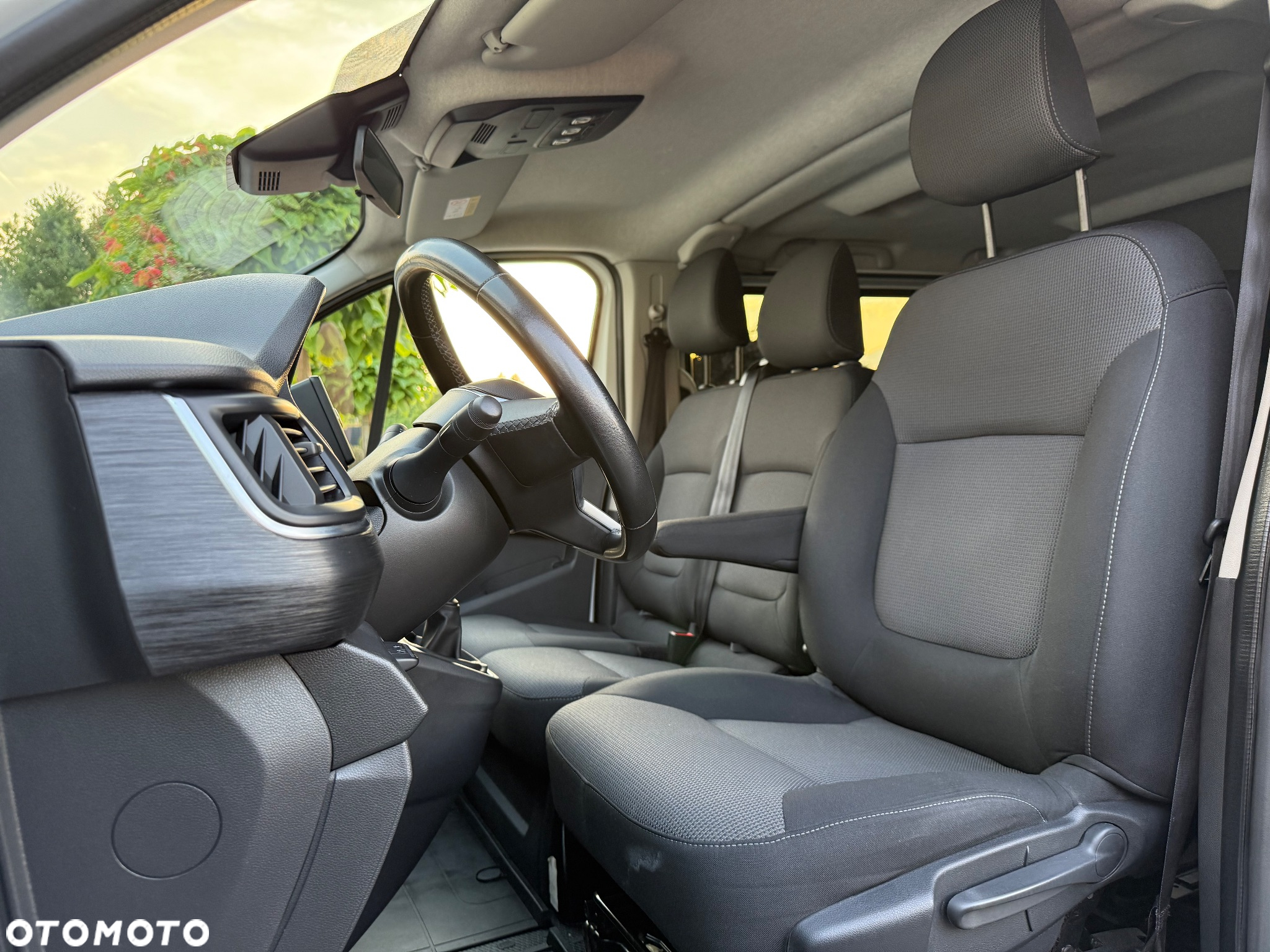Renault Trafic 2.0 dCi L2H1 HD Extra (bryg.) - 15