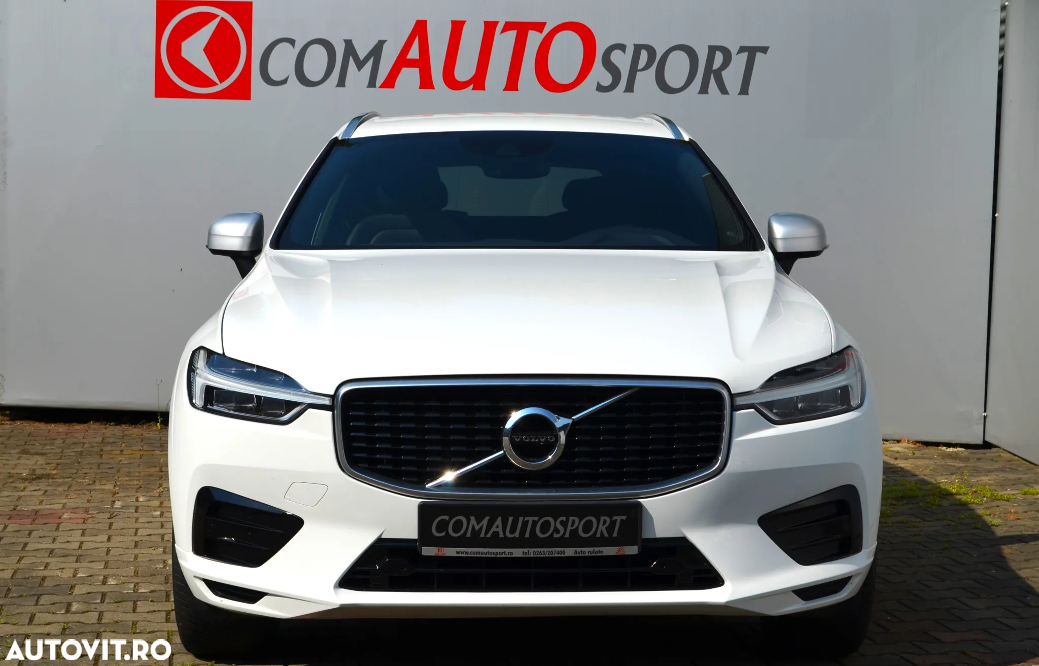 Volvo XC 60 D4 AWD Geartronic RDesign - 2