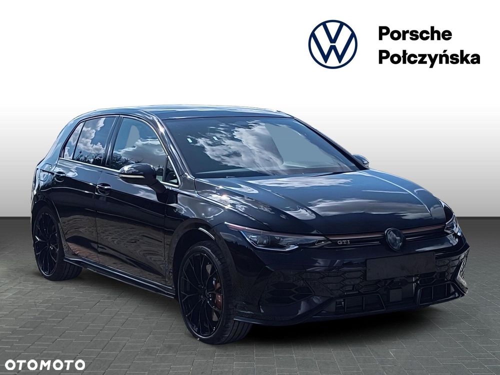 Volkswagen Golf - 8