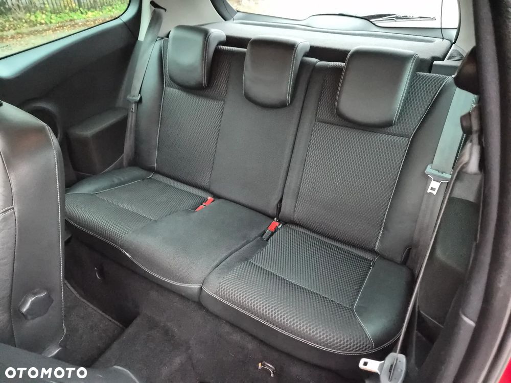 Renault Clio 1.6 16V 110 TomTom Edition - 14