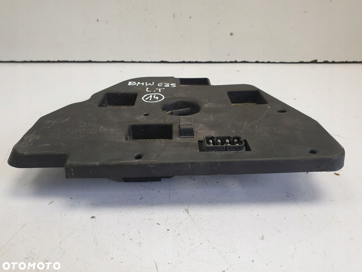 BMW E39 sedan WKŁAD TYLNEJ LAMPY Lewy tył kierowcy 8363565 - 3