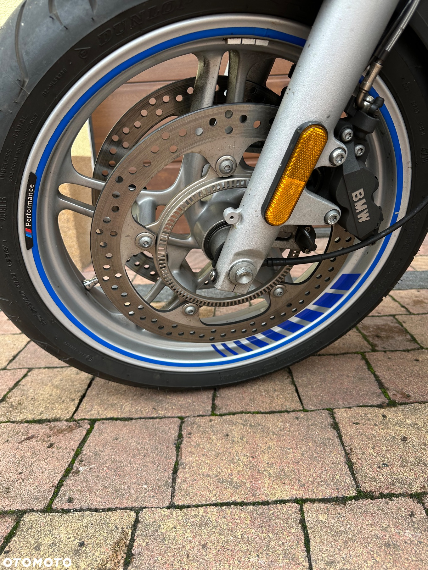BMW R - 8