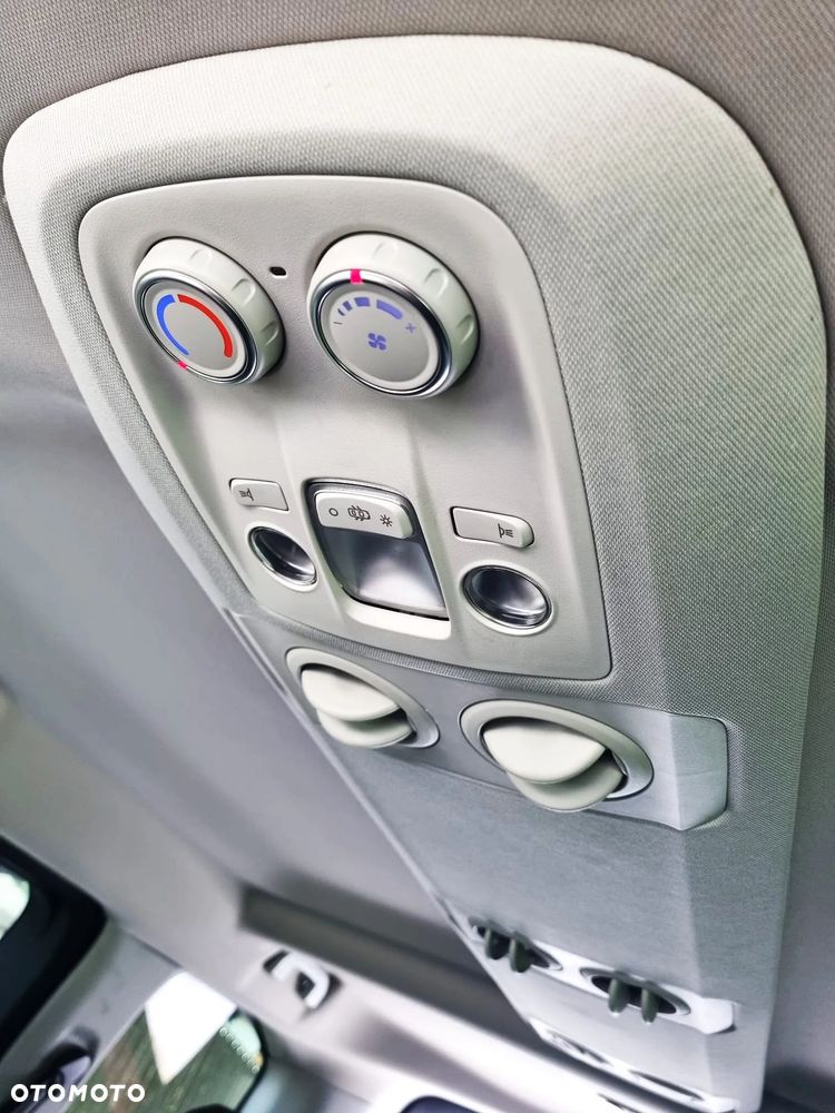 Toyota ProAce Kombi D-4D Medium 2,8t - 22