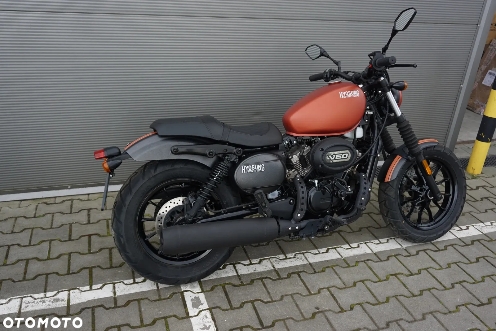 Hyosung GV - 3