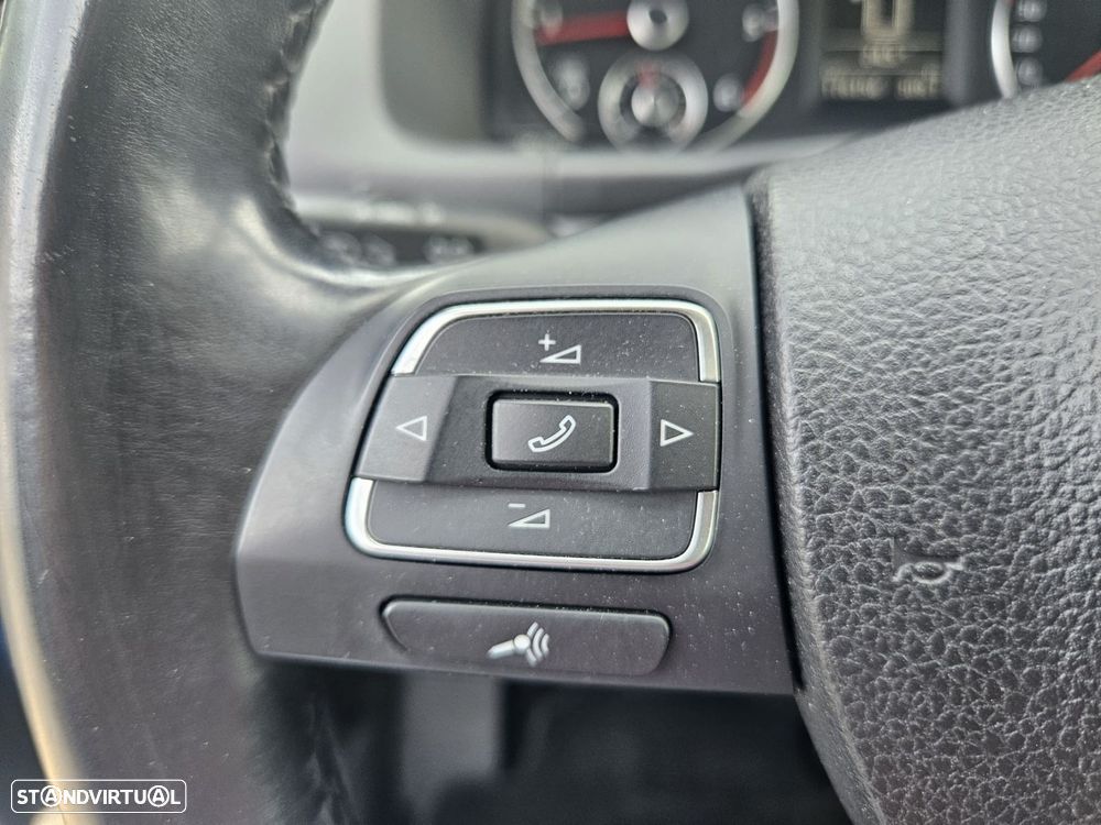 VW Touran 1.6 TDI Blue.Trendline 7L - 36