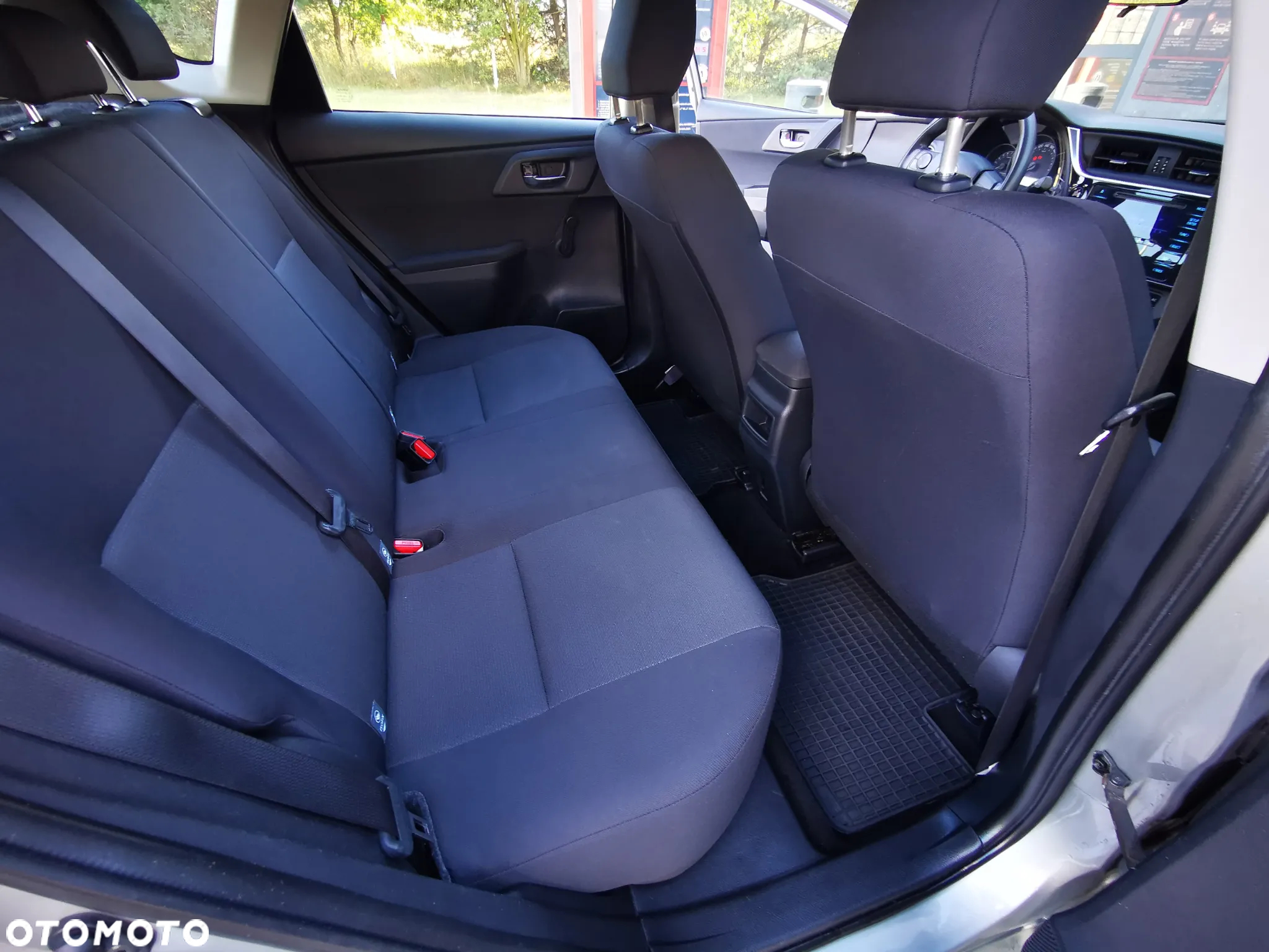 Toyota Auris 1.33 Dual-VVT-i Life - 14